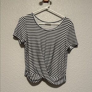 Sojurn Black and White Striped Short Sleeve Top